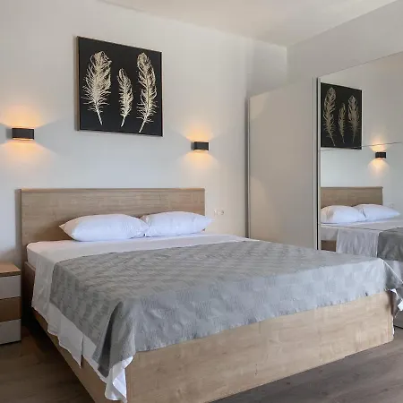 Apartments Vujcic Апартаменти *