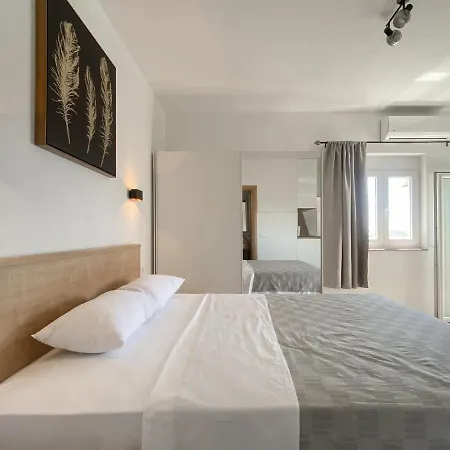 Apartments Vujcic Apartment Makarska